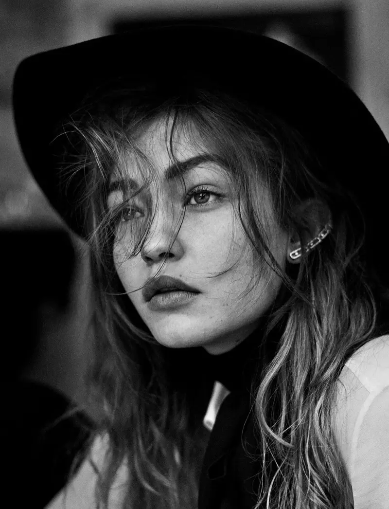 Gigi Hadid چینلز ویسٹرن اسٹائل برائے ووگ میکسیکو