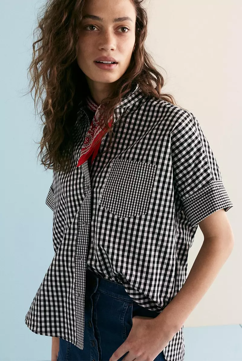 Madewell Gingham-Play Button-Down Shirt da Denim Bayview Tiered Midi Skirt