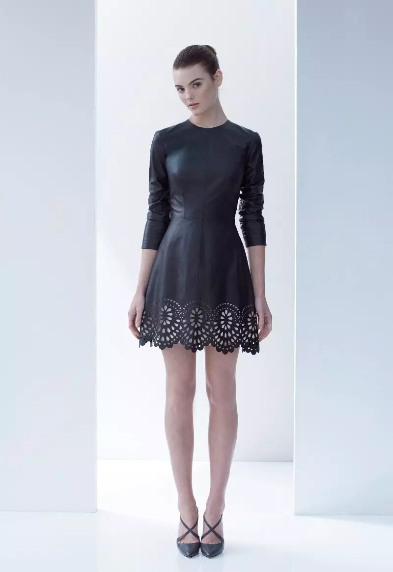 Nag-aalok ang Lover ng Lace at Leather para sa Fall/Winter 2013 Collection nito