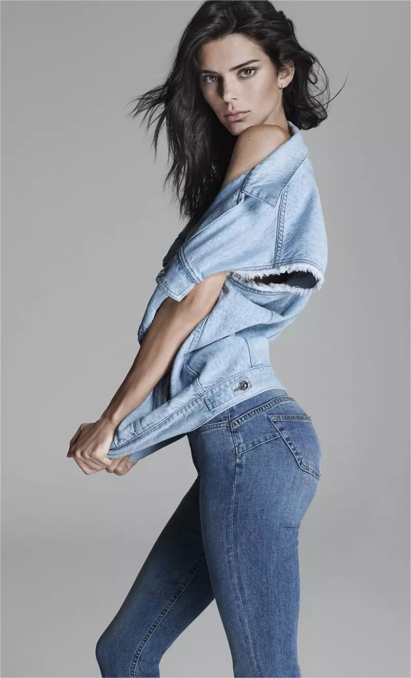 肯德尔·詹纳 (Kendall Jenner) 为 Liu Jo 2020 春夏广告大片打造运动牛仔服
