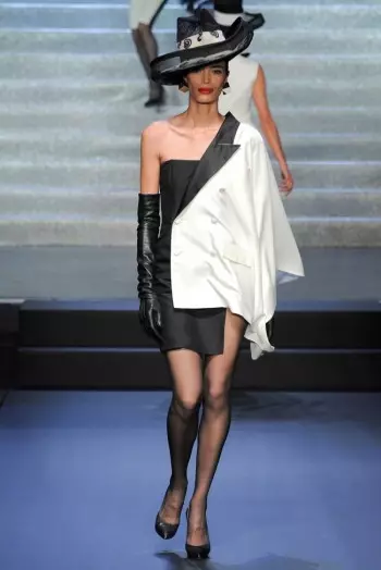 Jean Paul Gaultier mùa xuân 2015: Lời tạm biệt với trang phục may sẵn