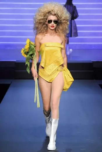 Jean Paul Gaultier Spring 2015: ការលាគ្នាដើម្បីត្រៀមខ្លួនរួចជាស្រេច