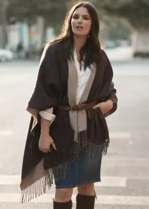 Si Candice Huffine Nagsuot ug Chic Looks para sa Violeta sa Mango Fall Catalog