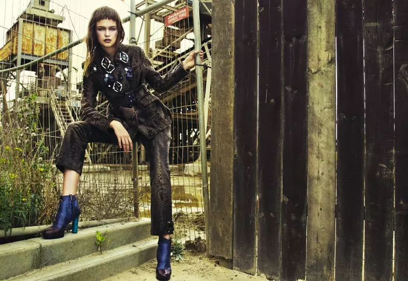 Nikolay Biryukov Lenses Industrial Style foar SnC Magazine oktober 2012