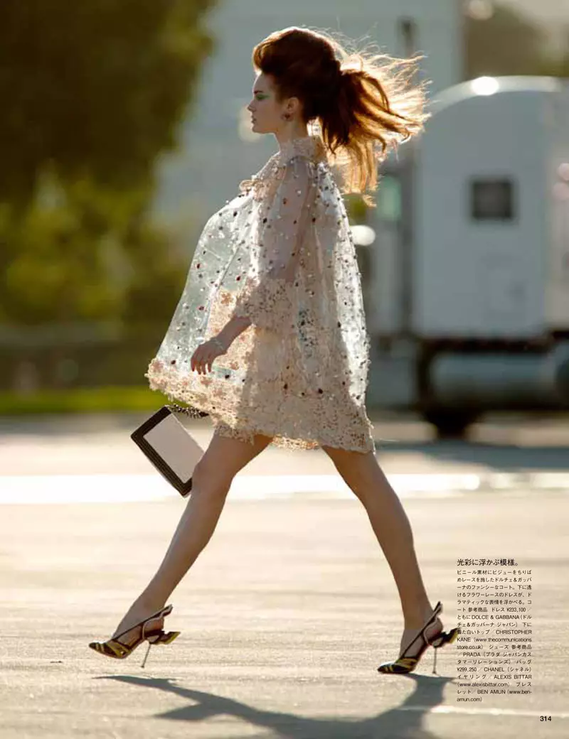 Jac Jagaciak de Hans Feurer per a Vogue Japó, abril de 2012