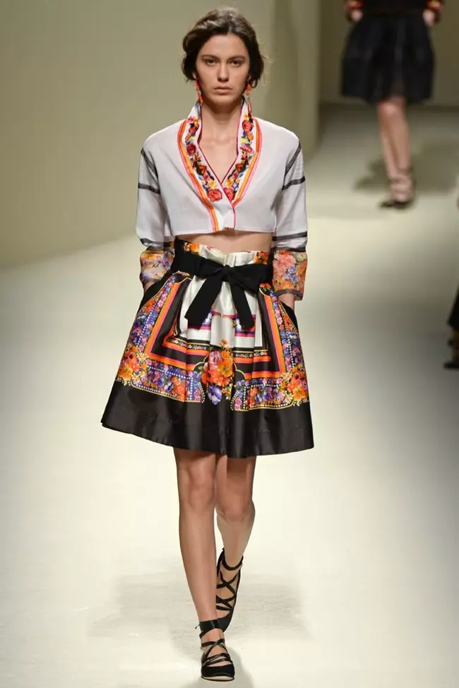 Milan Fashion Osu Orisun omi / Summer 2014 Day 1 Ibojuwẹhin wo nkan | Alberta Ferretti, Dsquared2, Gucci + Die