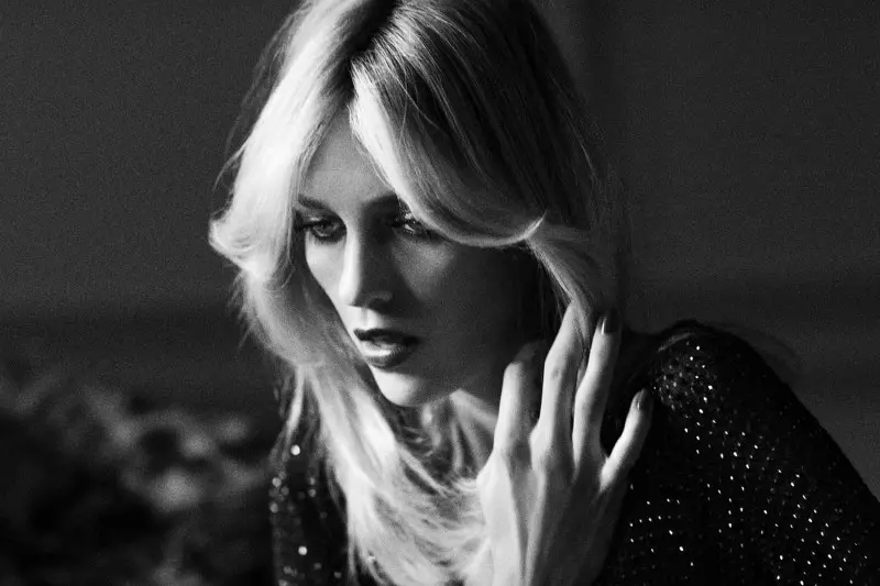 Anja Rubik od Ezry Petronio pre Self Service F/W 2011