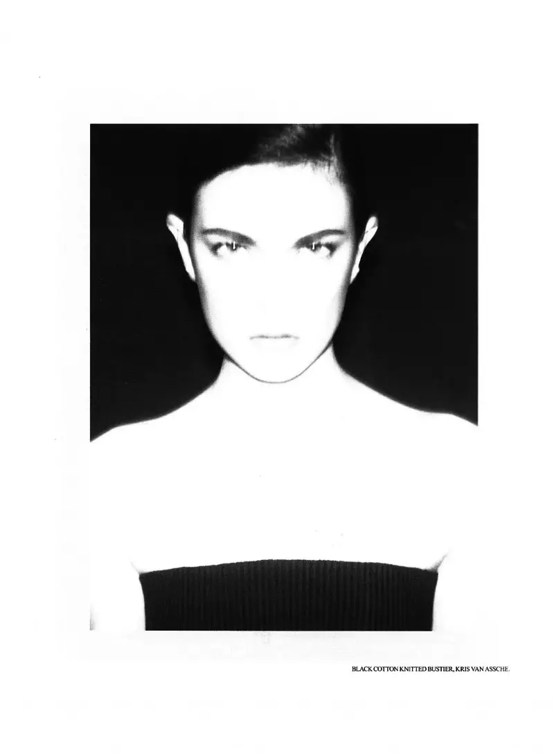 Jacquelyn Jablonski & Hannah Holman por Ezra Petronio para Self Service Primavera 2010