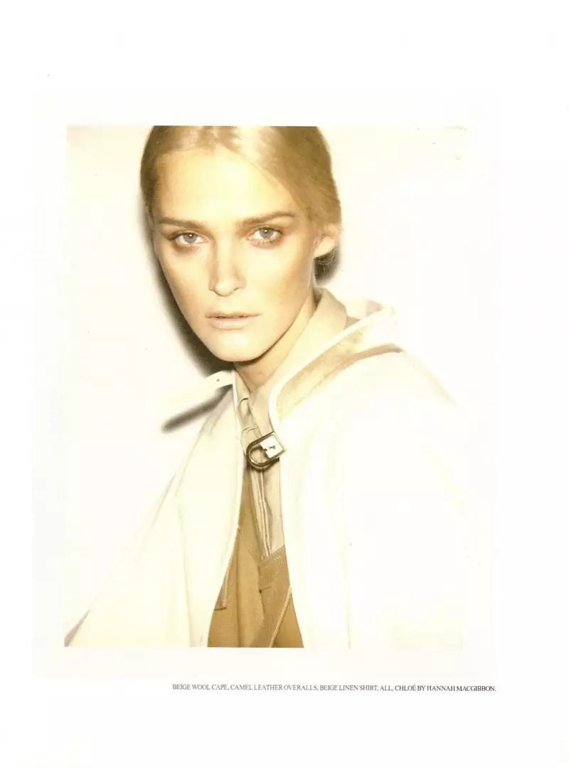 Carmen Kass par Ezra Petronio pour Self Service printemps 2010