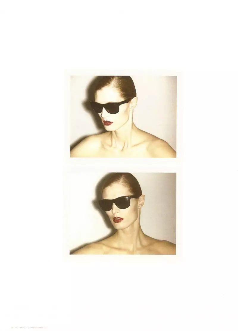 Malgosia Bela & Anna Selezneva oleh Ezra Petronio untuk Self Service Spring 2010