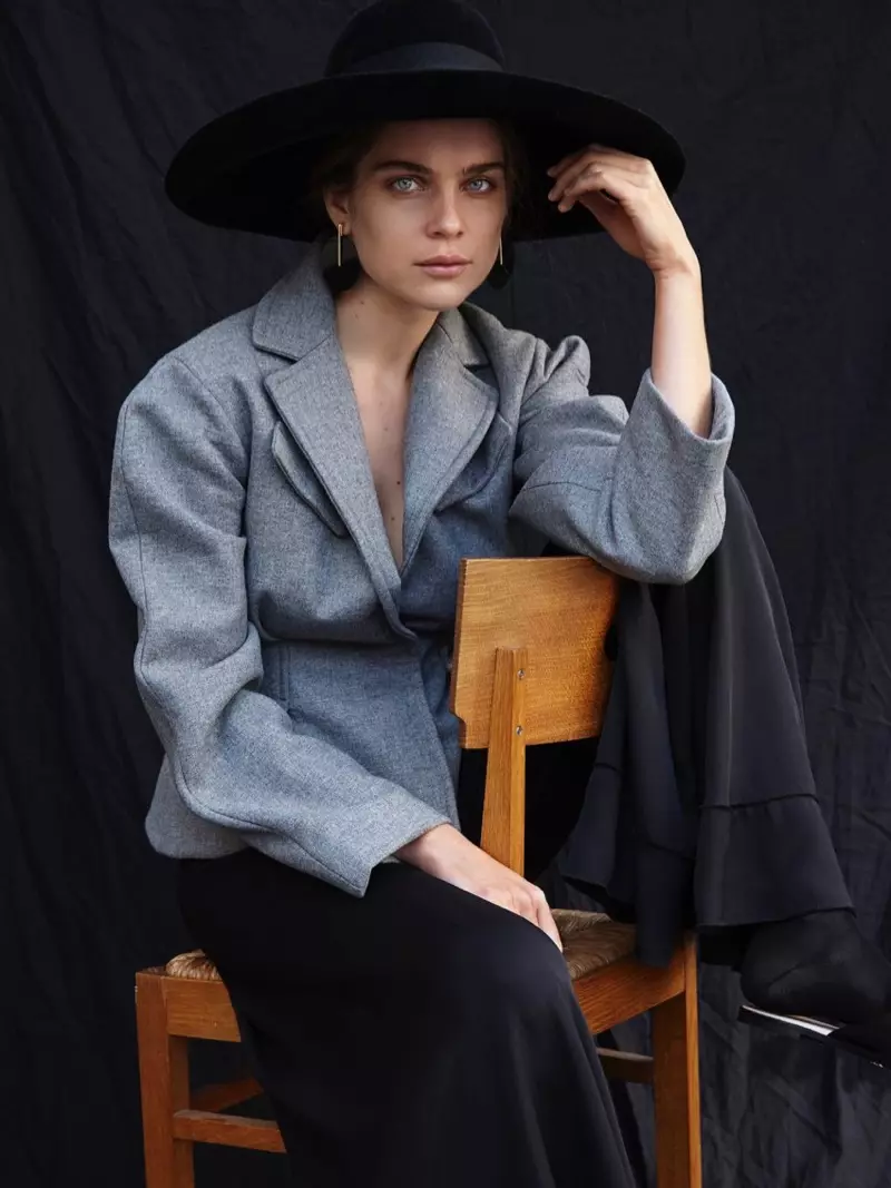 Η Kim Noorda είναι ένας «Mad Hatter» για το L'Officiel Netherlands