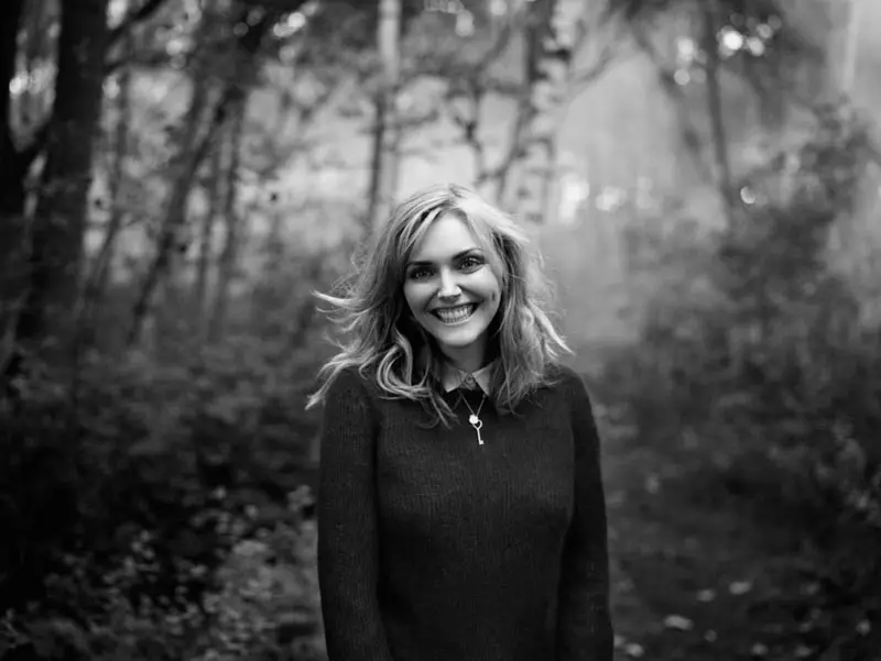 Sophie Dahl Anaingia Nyikani kwa Kampeni ya Aubin & Wills' F/W 2012 na Annemarieke van Drimelen