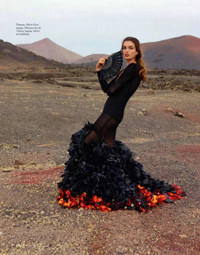 אנדריאה דיאקונו מדגמנת בסגנון ספרדי בצילומי Elle Russia של אסא טלגארד