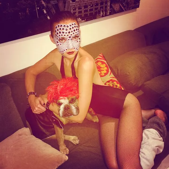 Halloween Model Instagrams med Alessandra Ambrosio, Ana Beatriz Barros