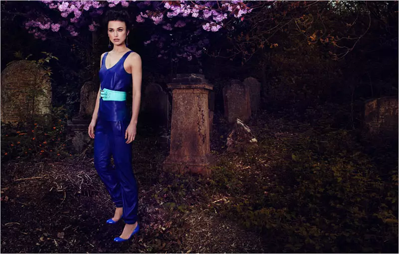 Keira Knightley oleh Yu Tsai untuk Flaunt Summer 2011