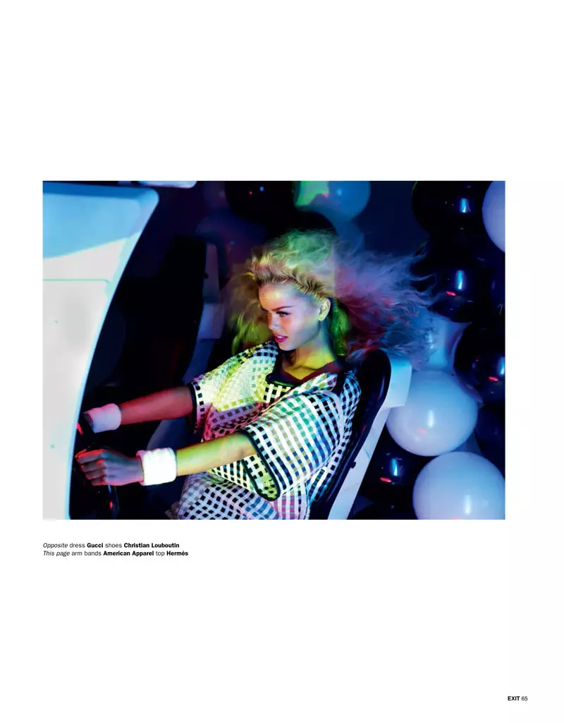 Frida Aasen ass en Arcade Star fir Exit S/S 2013 vum Aitken Jolly