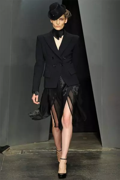 Donna Karan Fall 2012 | Wythnos Ffasiwn Efrog Newydd