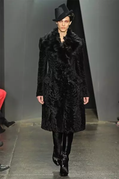 Donna Karan Fall 2012 | Izu Ejiji New York