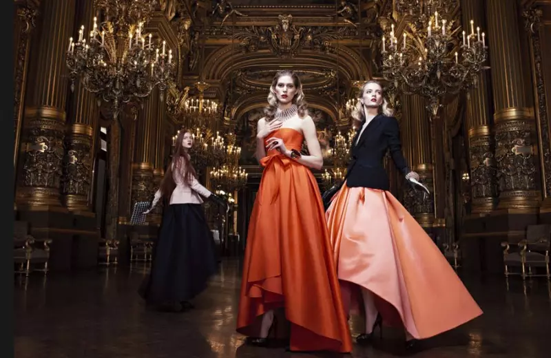 Daria Strokous e Iselin Steiro protagonizan a campaña "Ópera" de Dior outono 2013 de Willy Vandeperre