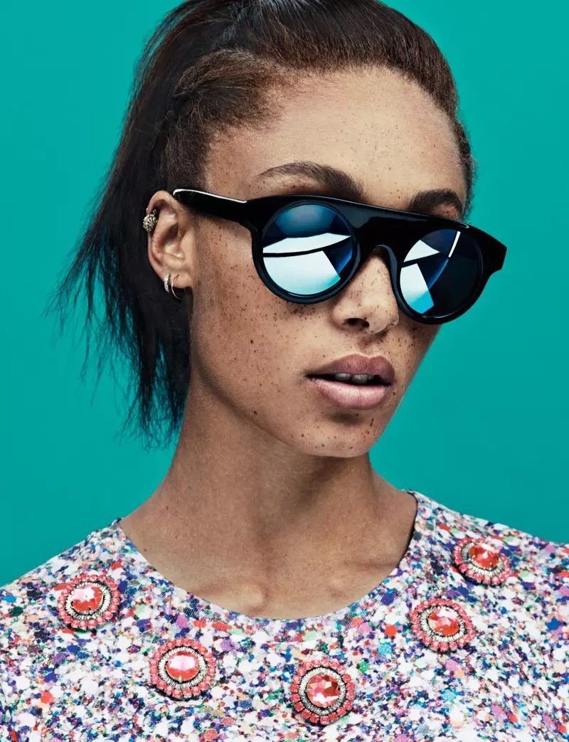 Adwoa Aboah tähdet House of Hollandin kesän 2013 silmälasikampanjassa