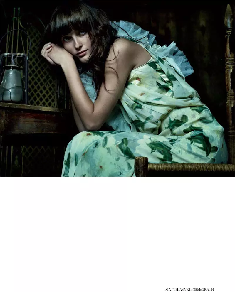 Iekeliene Stange by Matthias Vriens-McGrath for Elle UK مارچ 2011