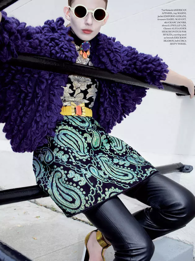 Monika Sawicka Dons Eccentric Style rau Hlau Magazine #28 los ntawm Marton Perlaki