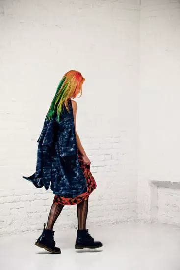 Chloe Norgaard ndi Misfit for Metal Magazine #28