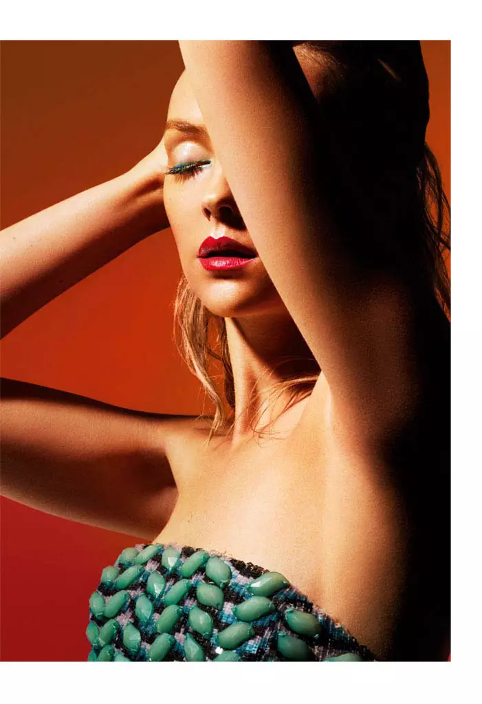 Heather Marks es posa tropical per a David Roemer a S Moda juny de 2013