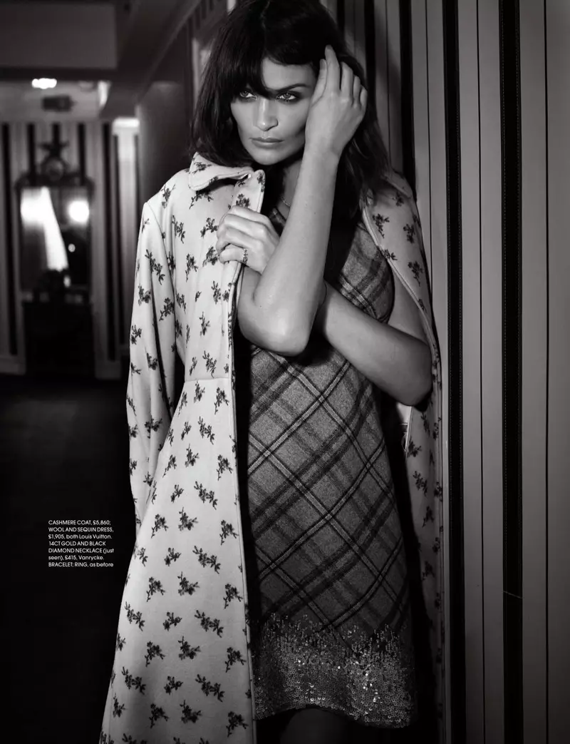 Helena Christensen modellerer for Max Abadian i Red UK september 2013