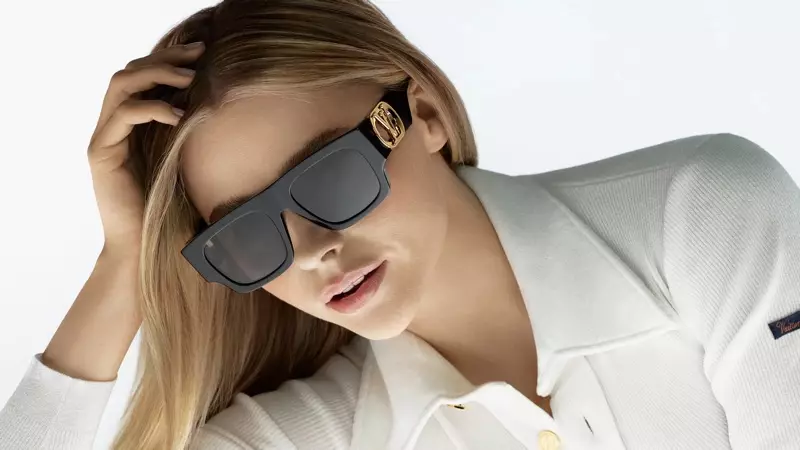 Chloe Grace Moretz színésznő szerepel a Louis Vuitton 2021-es napszemüveg kampányában.