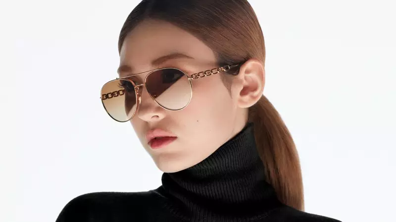 A K-pop sztár, Somi feltűnik a Louis Vuitton 2021-es napszemüveg kampányában.
