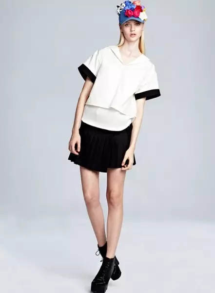 Friends & Associates, Resort 2013 Koleksiyonu İçin Şık Üniformaları Kucaklıyor