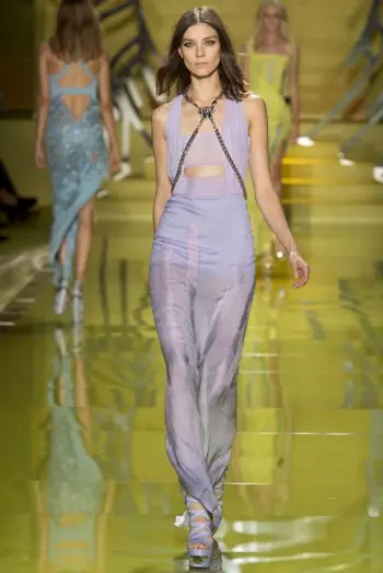 Versace Caij nplooj ntoos hlav 2014 | Milan Fashion Week