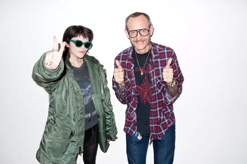 Sky Ferreira se conectează cu Terry Richardson pentru New Shoot