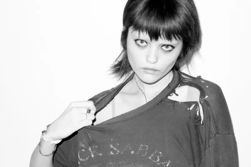 Sky Ferreira Terhubung dengan Terry Richardson untuk Pemotretan Baru