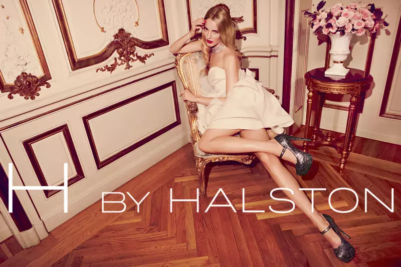 Ieva Laguna for H af Halston Holiday 2011-kampagne af David Roemer