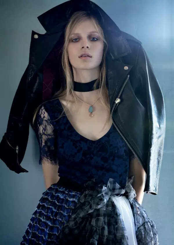 Julia Nobis od Dereka Hendersona za Russh #34