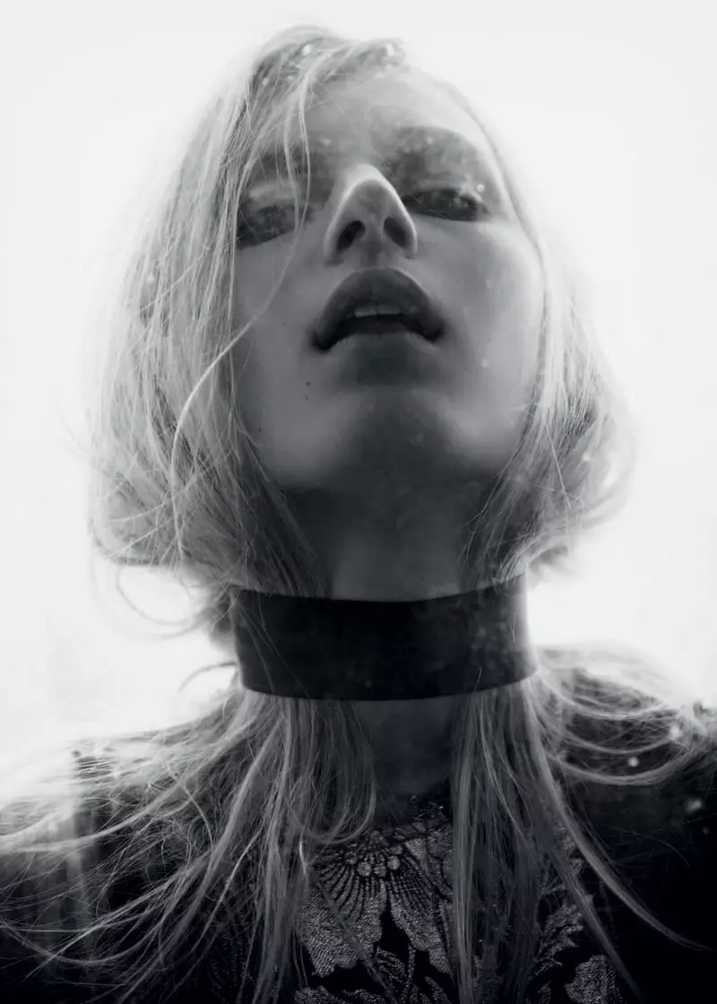 Julia Nobis ta Derek Henderson don Russh #34