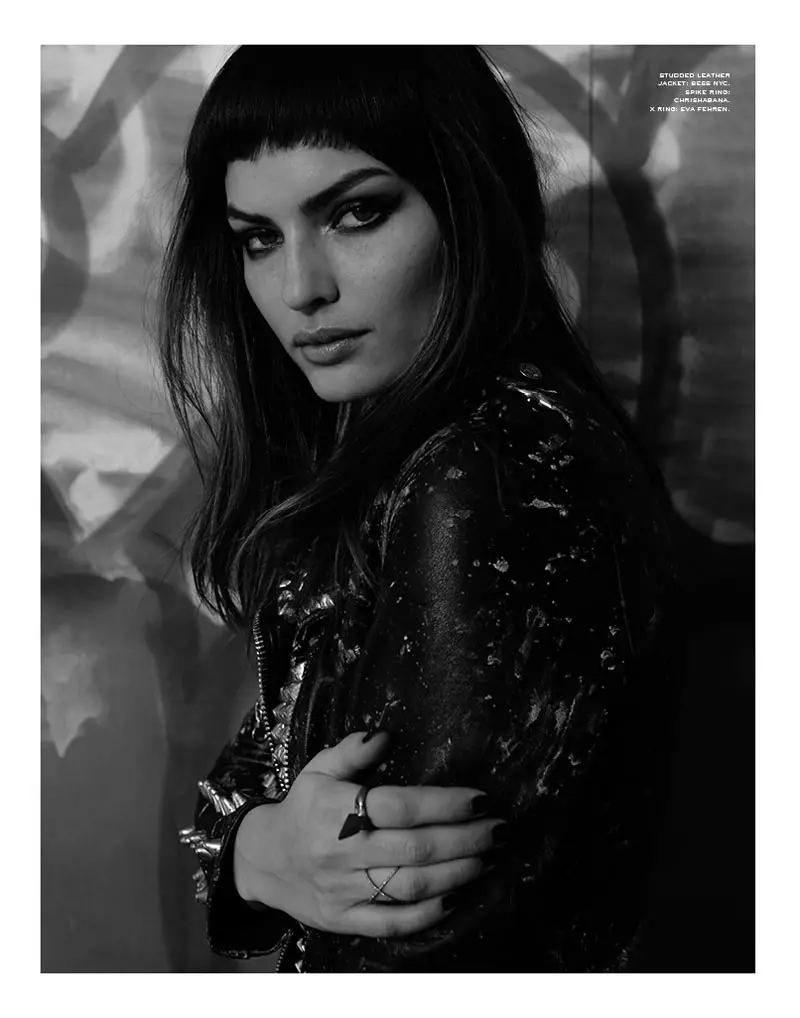 Alyssa Miller ni Mwasi Mtulivu wa Herring & Herring's Fit for Print