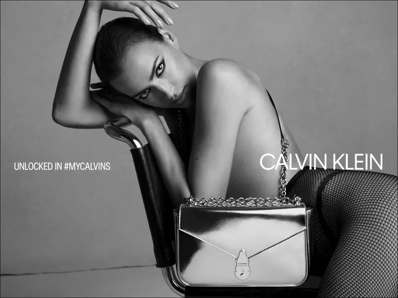 Delwedd o ymgyrch hysbysebu bagiau llaw cwymp 2019 Calvin Klein