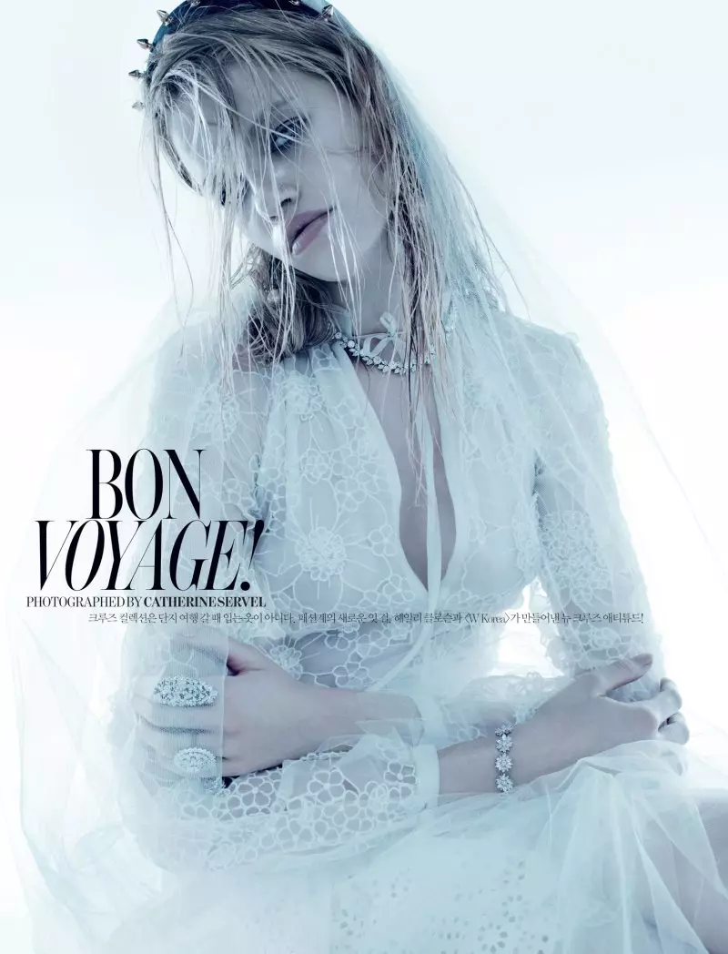 Hailey Clauson od Catherine Servel pro W Korea prosinec 2011