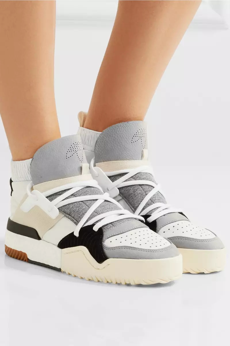 adidas Originals-en Alexander Wang Suede moztutako larruzko oinetako altuak $ 260, Net-a-Porter.com webgunean eskuragarri