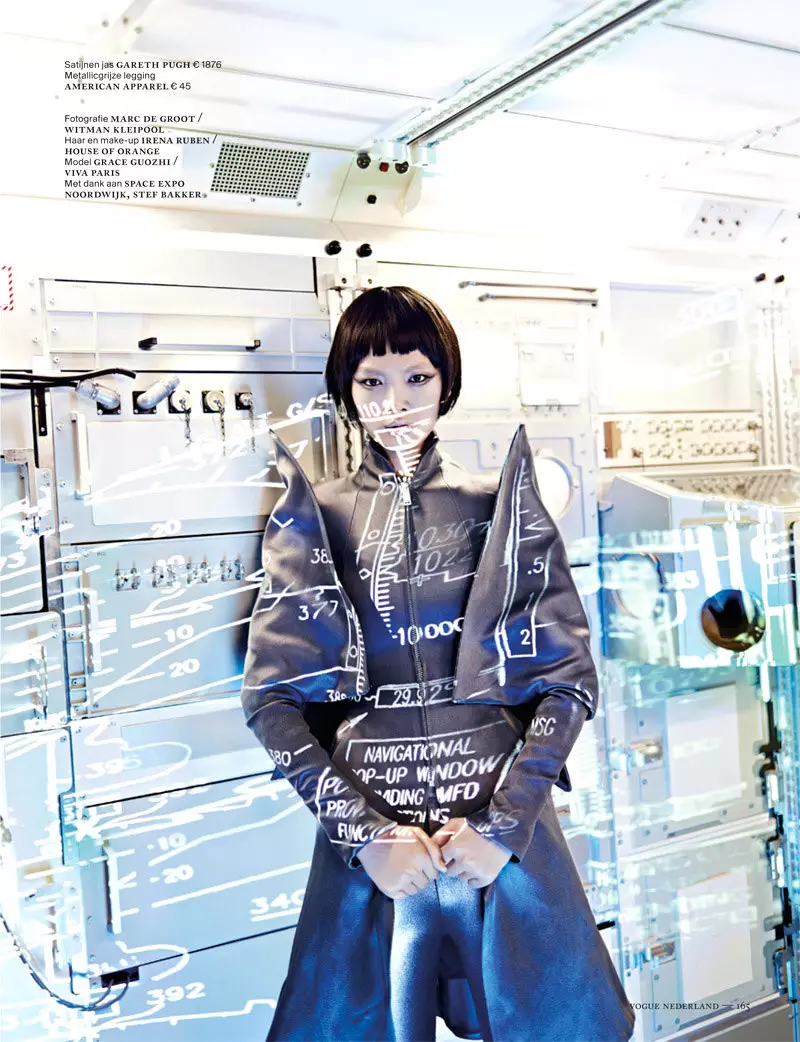 Grace Guozhi è una visione del futuro in Vogue Paesi Bassi settembre 2012 da Marc de Groot