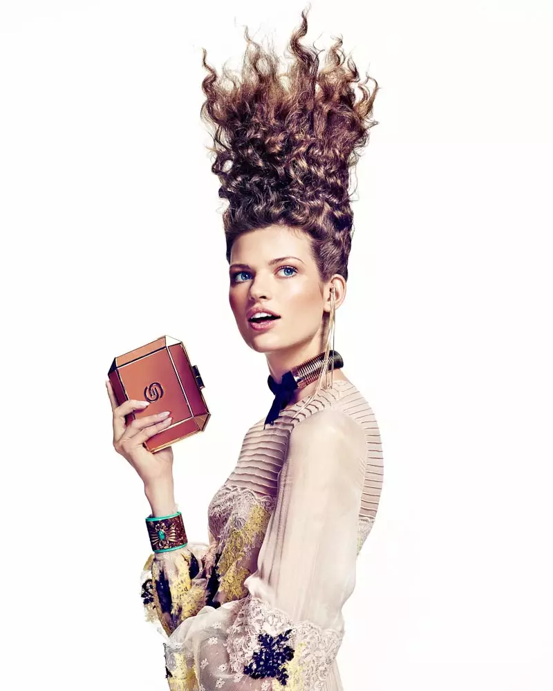 Bette Franke di Marc de Groot per Vogue Paesi Bassi aprile 2012