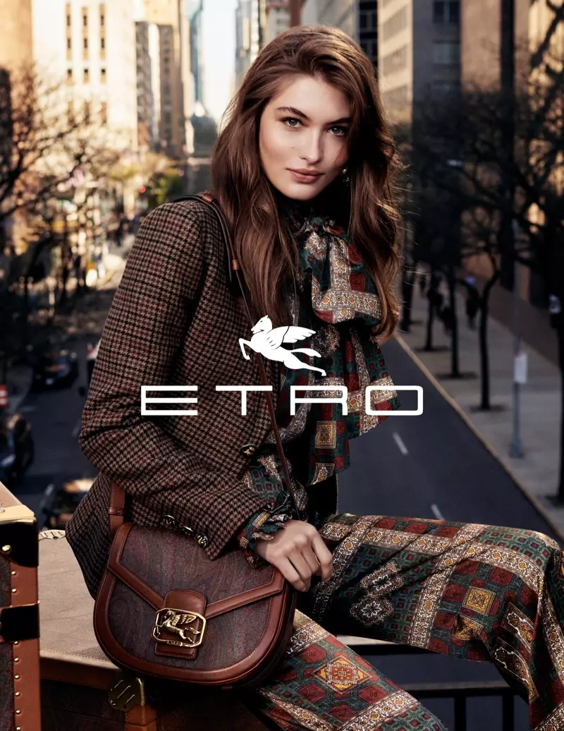 Grace Elizabeth protagoniza a campaña outono-inverno 2019 de Etro