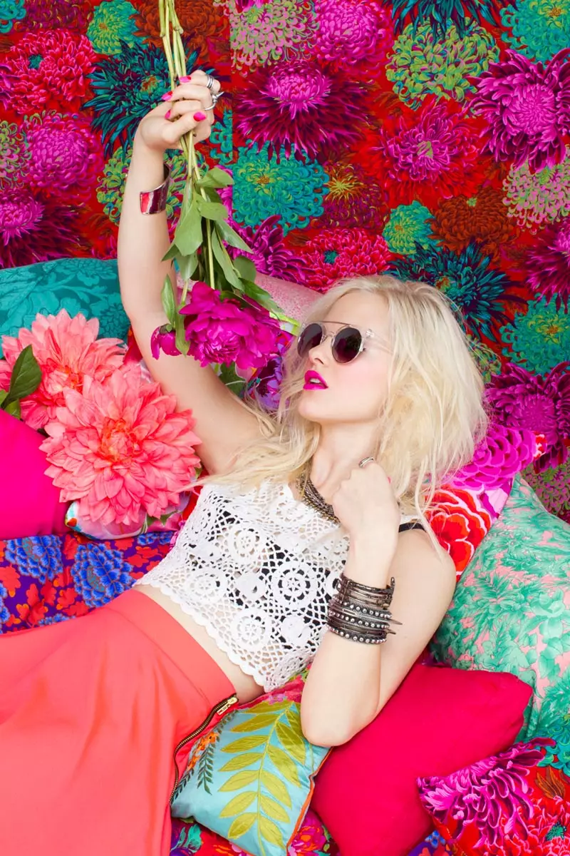 Hannah Holman voor Nasty Gal mei 2012 Lookbook