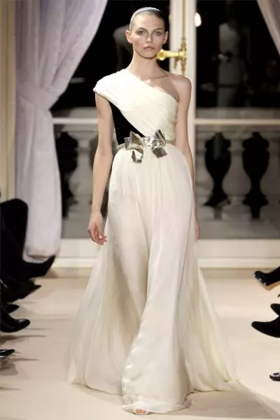 Giambattista Valli ਬਸੰਤ 2012 Couture | ਪੈਰਿਸ ਹਾਉਟ ਕਾਉਚਰ