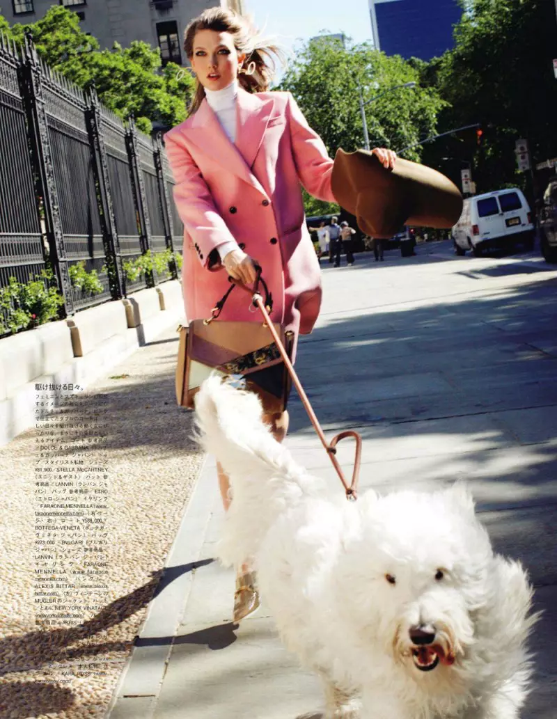 Karlie Kloss oleh Arthur Elgort untuk Vogue Japan September 2011