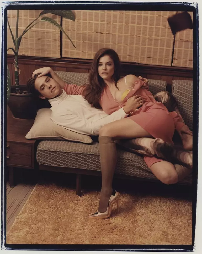 Barbara Palvin และแฟนหนุ่ม Dylan Sprouse Pose สำหรับ W Magazine