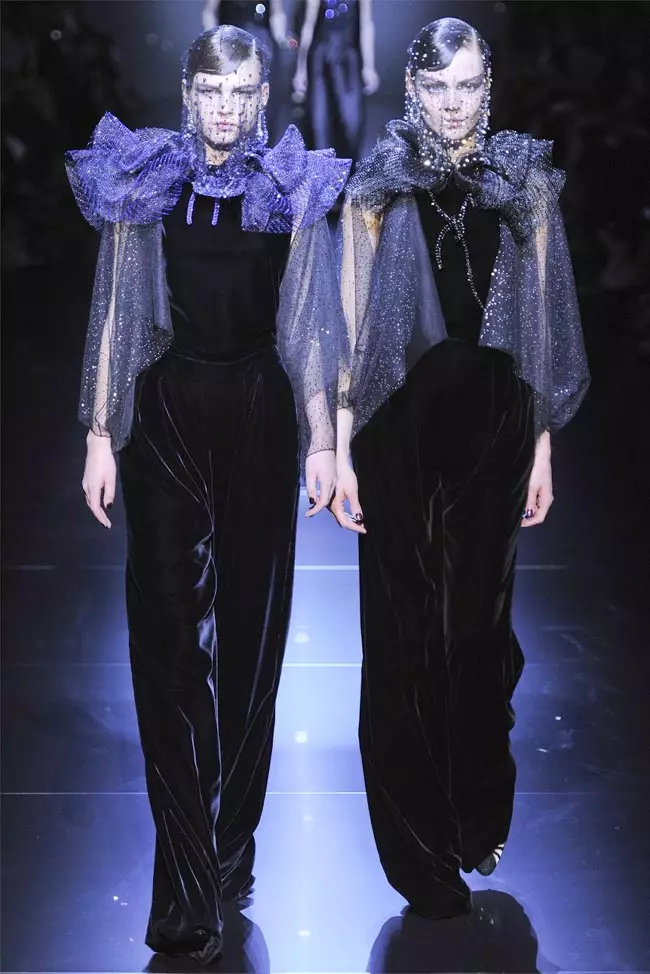 Armani Privé Aŭtuno 2012 | Paris Haute Couture